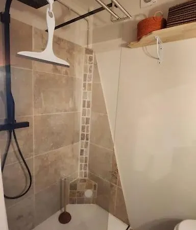 Apartment De Charme Agreable Et Lumineux